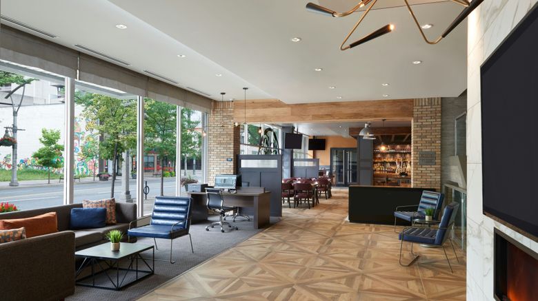 <b>Four Points by Sheraton Windsor Downtown Lobby</b>. Images powered by <a href="https://www.leonardoworldwide.com/" title="Leonardo Worldwide" target="_blank">Leonardo</a>.