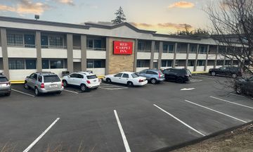 Red Carpet Inn Stamford