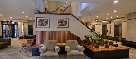 Holiday Inn Harare Exterior