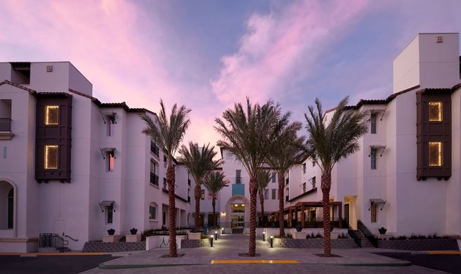 Sanctity Hotel Rancho Cucamonga Exterior