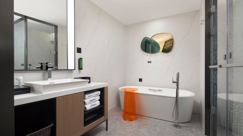 <b>Hampton Inn Baoding High-Tech Zone Room</b>. Images powered by <a href="https://www.leonardoworldwide.com/" title="Leonardo Worldwide" target="_blank">Leonardo</a>.