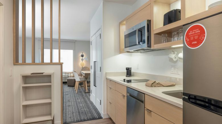 <b>TownePlace Suites Hadley Amherst Room</b>. Images powered by <a href="https://www.leonardoworldwide.com/" title="Leonardo Worldwide" target="_blank">Leonardo</a>.
