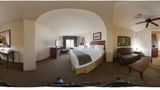 <b>Holiday Inn Express Hotel & Suites Suite</b>. Virtual Tours powered by <a href="https://www.leonardoworldwide.com/" title="Leonardo Worldwide" target="_blank">Leonardo</a>.