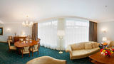<b>Holiday Inn Skopje Suite</b>. Virtual Tours powered by <a href="https://www.leonardoworldwide.com/" title="Leonardo Worldwide" target="_blank">Leonardo</a>.