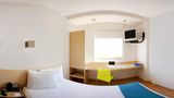 <b>One Monterrey Aeropuerto Room</b>. Virtual Tours powered by <a href="https://www.leonardoworldwide.com/" title="Leonardo Worldwide" target="_blank">Leonardo</a>.