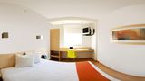 <b>One Monterrey Aeropuerto Room</b>. Virtual Tours powered by <a href="https://www.leonardoworldwide.com/" title="Leonardo Worldwide" target="_blank">Leonardo</a>.