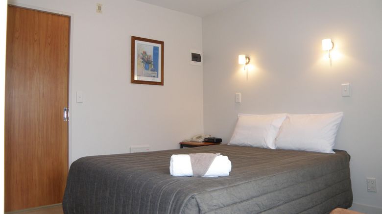 <b>Bella Vista Motel Queenstown Room</b>. Images powered by <a href="https://www.leonardoworldwide.com/" title="Leonardo Worldwide" target="_blank">Leonardo</a>.