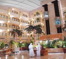 Al Ain Rotana Hotel Lobby