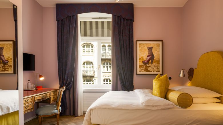 <b>Romantik Hotel Europe Room</b>. Images powered by <a href="https://www.leonardoworldwide.com/" title="Leonardo Worldwide" target="_blank">Leonardo</a>.