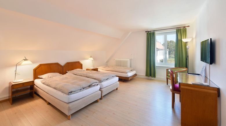 <b>Hotel de l'Aigle Room</b>. Images powered by <a href="https://www.leonardoworldwide.com/" title="Leonardo Worldwide" target="_blank">Leonardo</a>.