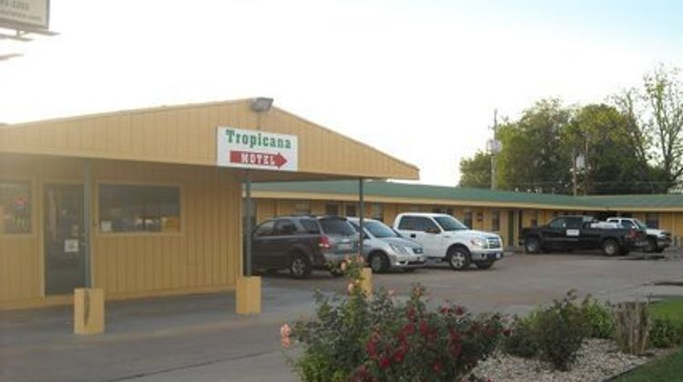 Tropicana Motel-Bastrop Exterior