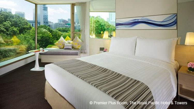 The Royal Pacific Hotel & Towers Room