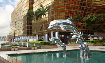 The Royal Pacific Hotel & Towers