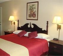 Key West Inn - Roanoke Room