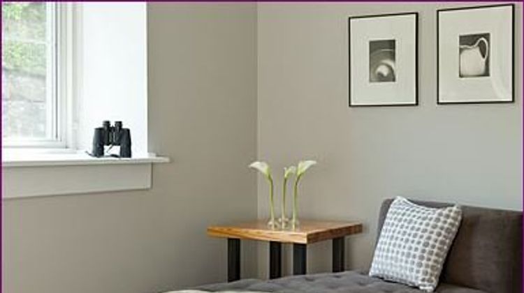 Ledges Hotel Room
