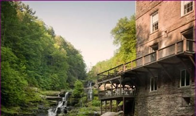 Ledges Hotel Exterior