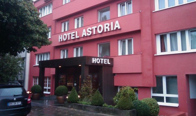 Astoria Hotel Exterior