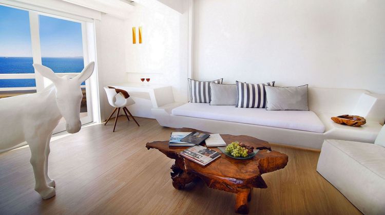 Cavo Tagoo Room