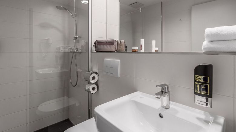 <b>Autobahnmotel Reinhardshain Nord Room</b>. Images powered by <a href="https://www.leonardoworldwide.com/" title="Leonardo Worldwide" target="_blank">Leonardo</a>.