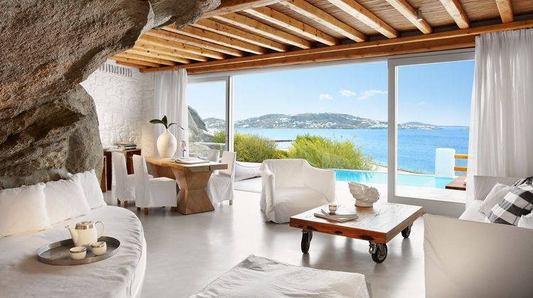 Cavo Tagoo Room