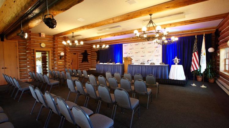 Inn on Woodlake Meeting