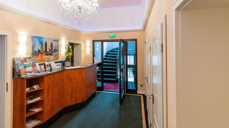 <b>Hotel West Lobby</b>. Images powered by <a href="https://www.leonardoworldwide.com/" title="Leonardo Worldwide" target="_blank">Leonardo</a>.