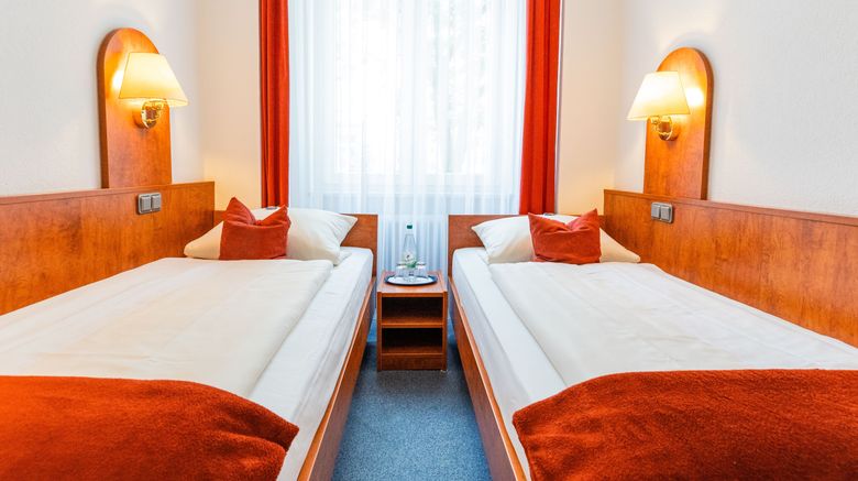 <b>Hotel West Room</b>. Images powered by <a href="https://www.leonardoworldwide.com/" title="Leonardo Worldwide" target="_blank">Leonardo</a>.