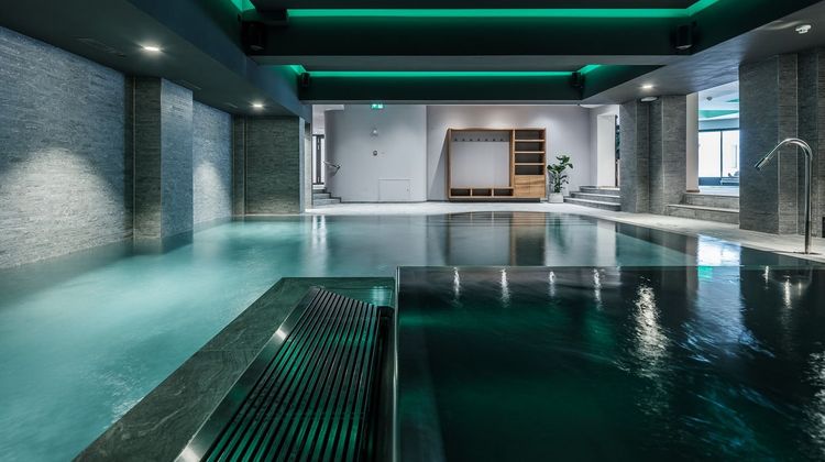National Hotel Pool