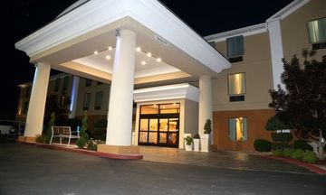 Holiday Inn Express