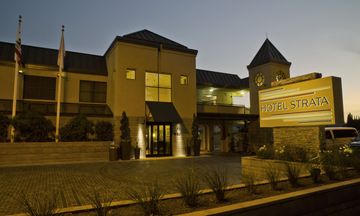 Hotel Strata