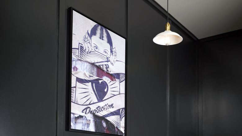 <b>Refinery Hotel Lobby</b>. Images powered by <a href="https://www.leonardoworldwide.com/" title="Leonardo Worldwide" target="_blank">Leonardo</a>.