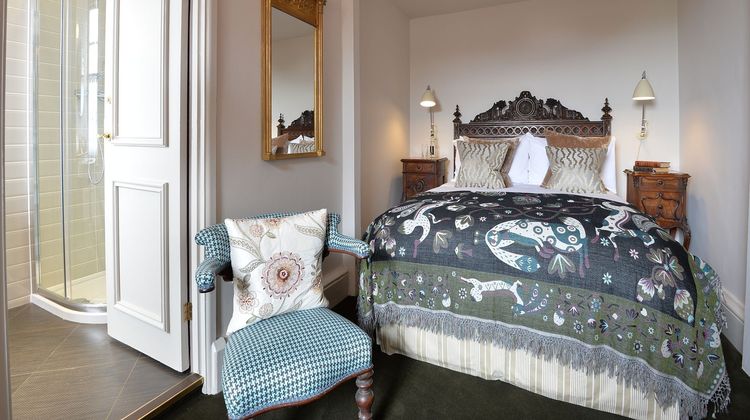 New Park Manor Hotel Room