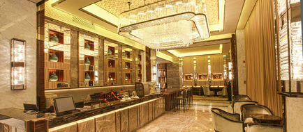 Landmark Inn Lobby