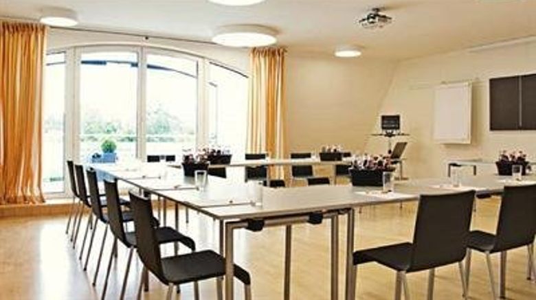 <b>Hotel Sonne Meeting</b>. Images powered by <a href="https://www.leonardoworldwide.com/" title="Leonardo Worldwide" target="_blank">Leonardo</a>.