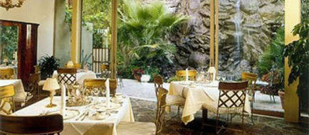 The Willows Historic Palm Springs Inn Exterior