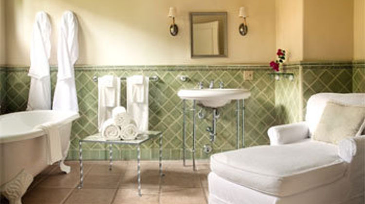 The Willows Historic Palm Springs Inn Room