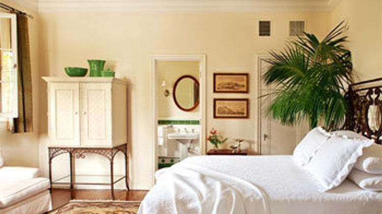 The Willows Historic Palm Springs Inn Room