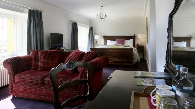 <b>The Ickworth Hotel Room</b>. Images powered by <a href="https://www.leonardoworldwide.com/" title="Leonardo Worldwide" target="_blank">Leonardo</a>.