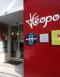 Leopol Hotel
