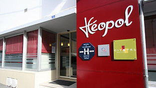 Leopol Hotel