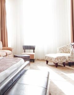 Hotel Chariot