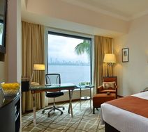 Hotel Marine Plaza Room