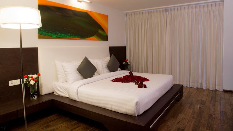 Springs Hotel & Spa Bangalore Suite