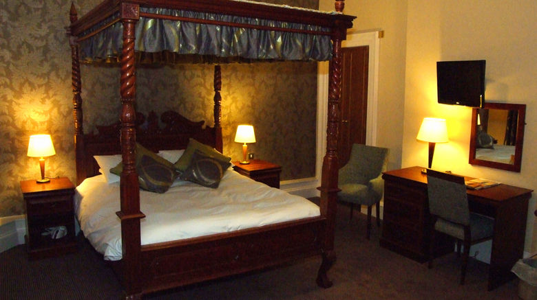 <b>The Manor Hotel Room</b>. Images powered by <a href="https://www.leonardoworldwide.com/" title="Leonardo Worldwide" target="_blank">Leonardo</a>.