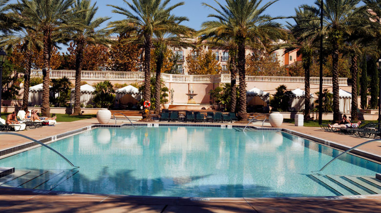 <b>Loews Portofino Bay Hotel at Universal Pool</b>. Images powered by <a href="https://www.leonardoworldwide.com/" title="Leonardo Worldwide" target="_blank">Leonardo</a>.