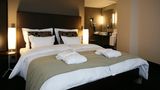 Boston HH Hotel Room