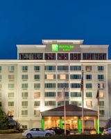 Holiday Inn Hotel & Suites