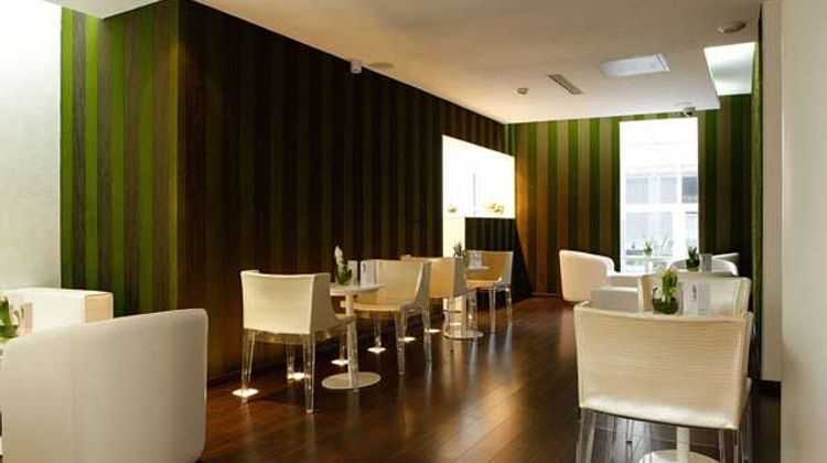 Hotel Le Quartier Bercy - Square Paris Lobby