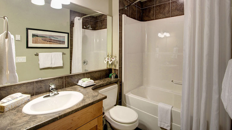 <b>Sooke Harbour Resort Marina Room</b>. Images powered by <a href="https://www.leonardoworldwide.com/" title="Leonardo Worldwide" target="_blank">Leonardo</a>.