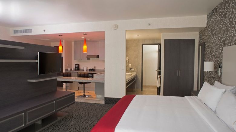 <b>Holiday Inn Express Queretaro Suite</b>. Images powered by <a href="https://www.leonardoworldwide.com/" title="Leonardo Worldwide" target="_blank">Leonardo</a>.
